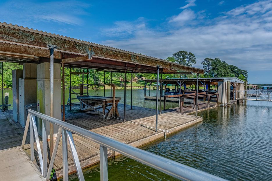 Boat House Paradise Point Park Hemphill, TX 75948