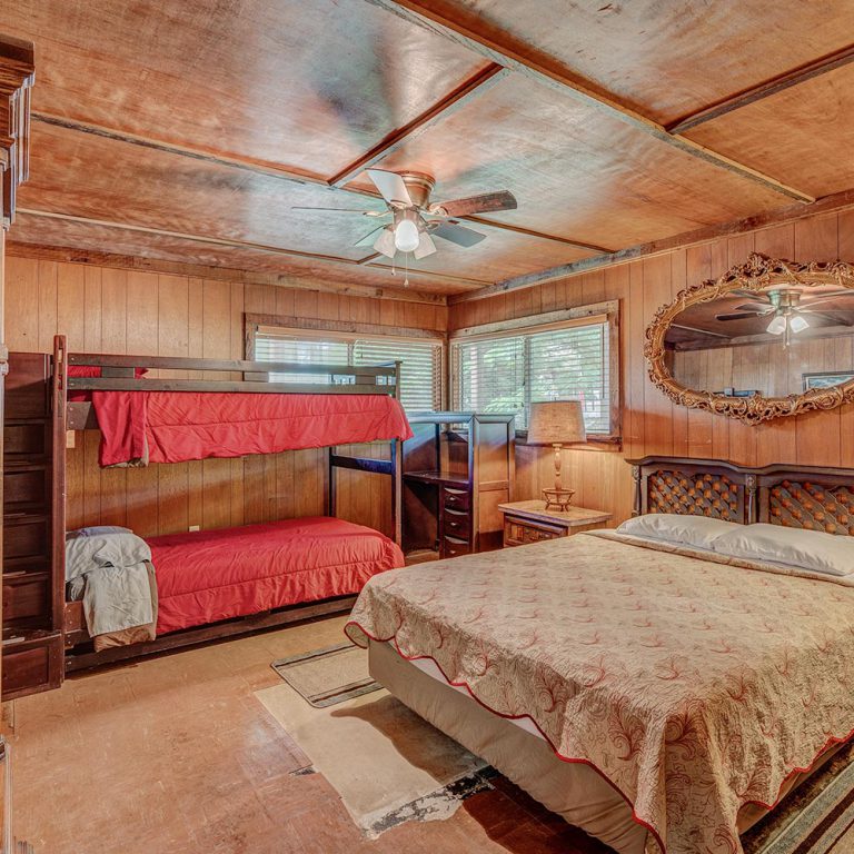 The Landing - Interior