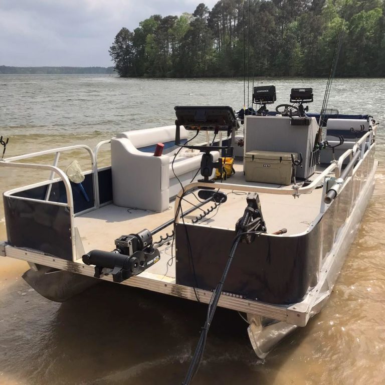 Pontoon Boat